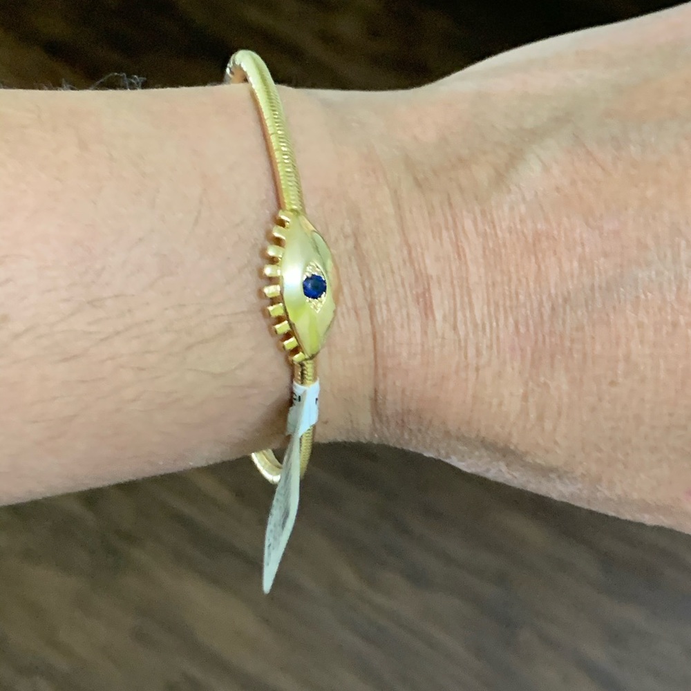 Anthropologie bracelet - Picture 4 of 10